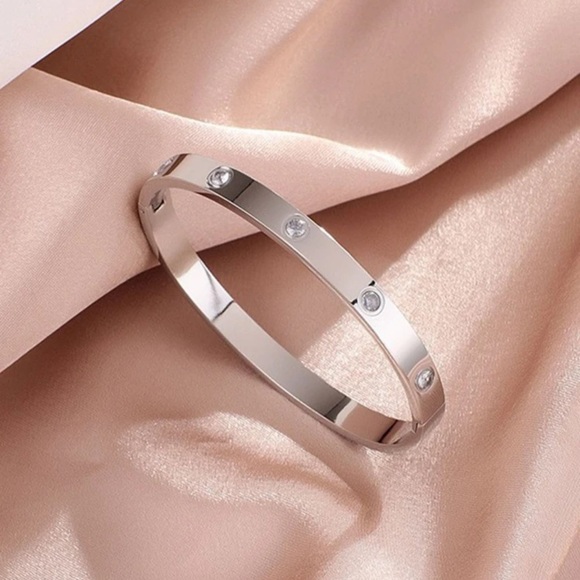 Sparkling Splendor Silver Rhinestone Bangle - Picture 3 of 5